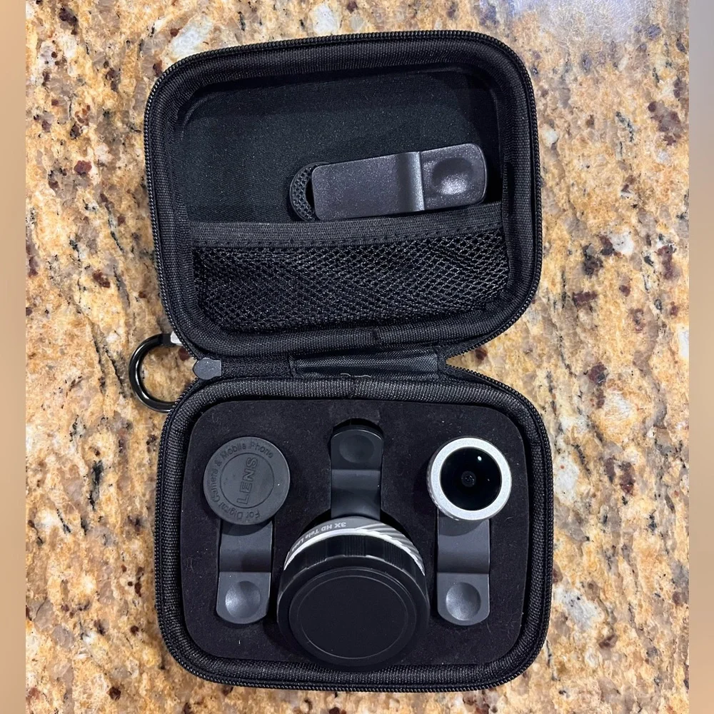 Low-Distortion 3X Telephoto Lens for Smartphone